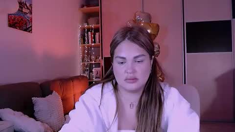 libra_mia online show from 10.25.25