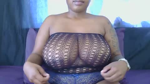 Snapshot of lickabletash98 chatting on 01.24.25 lickabletash98 online show from 01.24.25