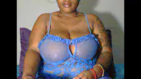 Snapshot of lickabletash98 chatting on 02.11.25 lickabletash98 online show from 02.11.25