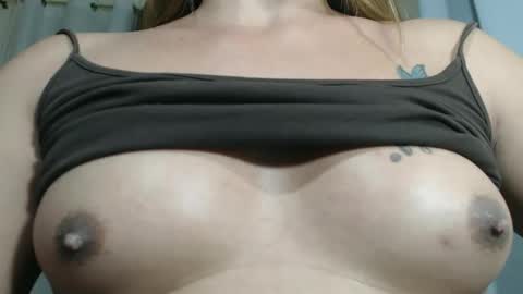 lickme_ava69 online show from 10.21.25