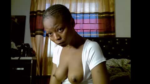 Snapshot of lickmefuckmex chatting on 10.21.25 lickmefuckmex online show from 10.21.25