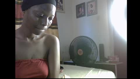 Snapshot of lickmefuckmex chatting on 02.25.26 lickmefuckmex online show from 02.25.26