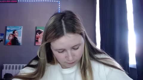 light_lunaa online show from 10.12.25