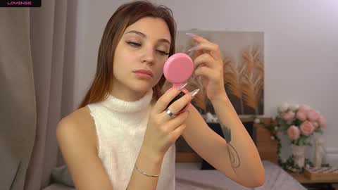 Snapshot of light_my_f1re chatting on 09.11.25 Melissa online show from 09.11.25