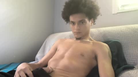 Snapshot of lightskinwithgirth chatting on 04.14.26 lightskinwithgirth online show from 04.14.26