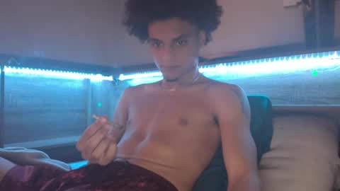 Snapshot of lightskinwithgirth chatting on 04.28.26 lightskinwithgirth online show from 04.28.26
