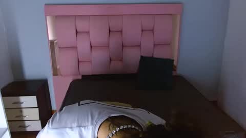 Lihan online show from 12.17.25