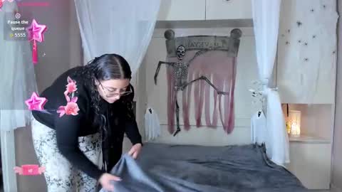 Snapshot of liiavega chatting on 10.28.25 online show from 10.28.25