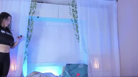 Snapshot of liiavega chatting on 11.16.25 online show from 11.16.25