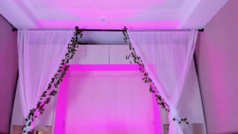 Snapshot of liiavega chatting on 11.27.25 online show from 11.27.25