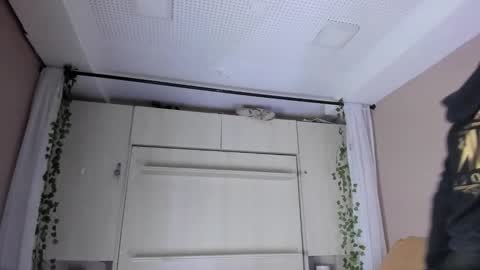 Snapshot of liiavega chatting on 12.02.25 online show from 12.02.25