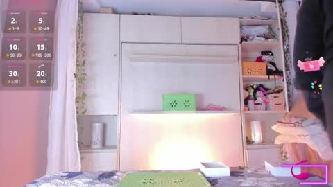 Snapshot of liiavega chatting on 12.05.25 online show from 12.05.25