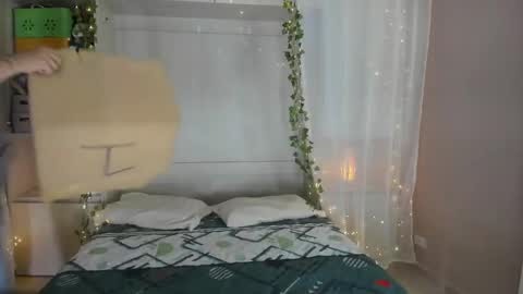 Snapshot of liiavega chatting on 12.15.25 online show from 12.15.25