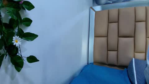 Miia online show from 02.16.26