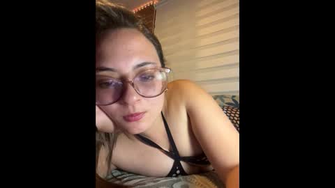 Snapshot of liilaaaa23 chatting on 10.23.25 liilaaaa23 online show from 10.23.25