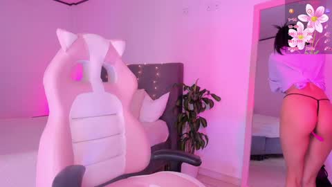 Lolli  Please leave a thumbs up if you like it its important to me online show from 12.11.24