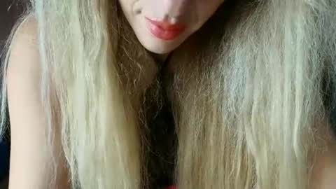 Snapshot of like_firebird chatting on 03.02.26 Mia Onlyfans link - online show from 03.02.26