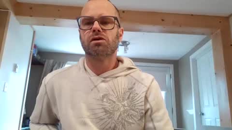 Snapshot of likedoingit69 chatting on 12.30.24 St pierre online show from 12.30.24