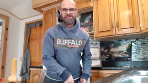 Snapshot of likedoingit69 chatting on 11.20.25 St pierre online show from 11.20.25