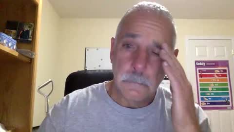 likefhot online show from 12.15.25