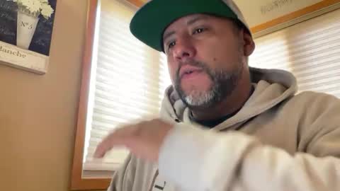 Snapshot of likembigr69 chatting on 11.04.25 likembigr69 online show from 11.04.25