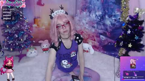 Snapshot of likemyashe chatting on 12.27.24 LikeMyAshe online show from 12.27.24