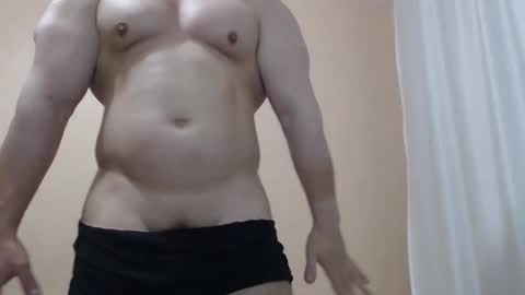 Snapshot of likwidator84 chatting on 10.29.25 Maximus online show from 10.29.25