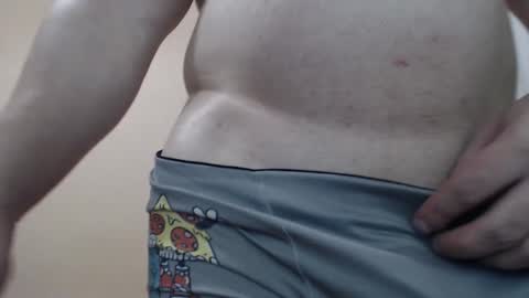 Snapshot of likwidator84 chatting on 10.31.25 Maximus online show from 10.31.25