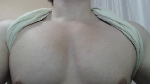 Snapshot of likwidator84 chatting on 11.22.25 Maximus online show from 11.22.25