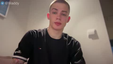 Snapshot of lil_addy chatting on 11.23.25 Addy online show from 11.23.25