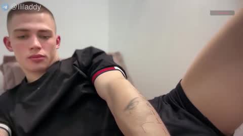 Snapshot of lil_addy chatting on 11.27.25 Addy online show from 11.27.25