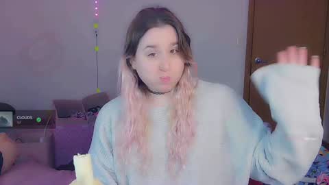 Snapshot of lil_alison_heart chatting on 12.20.24 Lil Alison Heart online show from 12.20.24