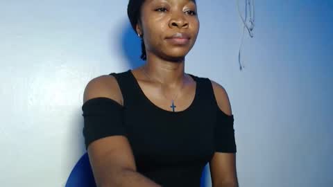 Snapshot of lil_baddie0 chatting on 02.26.26 lil_baddie0 online show from 02.26.26