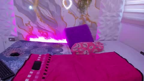 daphne and stuart online show from 02.13.26