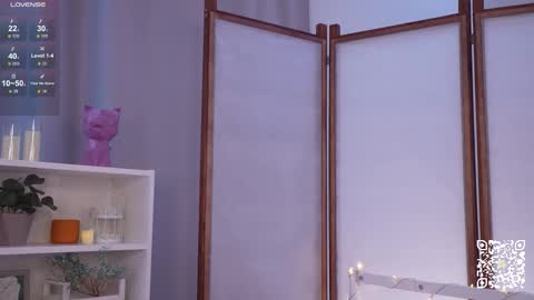 Snapshot of lil_fleur chatting on 11.17.25 LILIAN use my lovense toy and give me plesure online show from 11.17.25