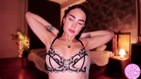 Snapshot of lil_gabbyg chatting on 12.20.24 Gabriela online show from 12.20.24