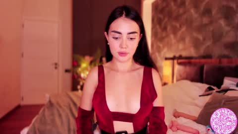 Snapshot of lil_gabbyg chatting on 12.27.24 Gabriela online show from 12.27.24