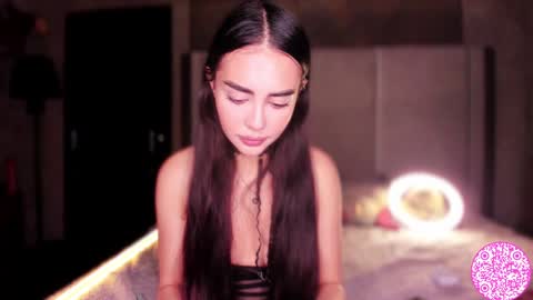 Snapshot of lil_gabbyg chatting on 01.18.25 Gabriela online show from 01.18.25