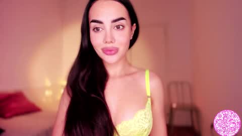 Snapshot of lil_gabbyg chatting on 03.06.25 Gabriela online show from 03.06.25