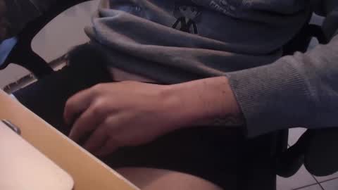 lil_j_ online show from 10.06.25