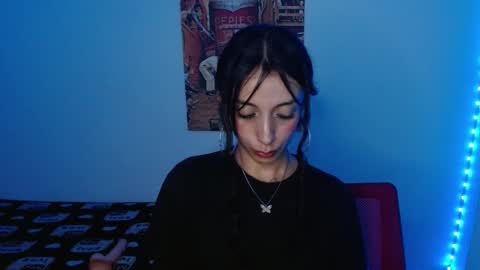 Snapshot of lil_lisaa chatting on 02.01.25 Lisaa online show from 02.01.25