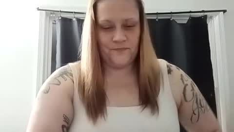 lil_nelli8 online show from 01.16.26