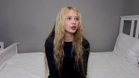 Emma online show from 11.11.25