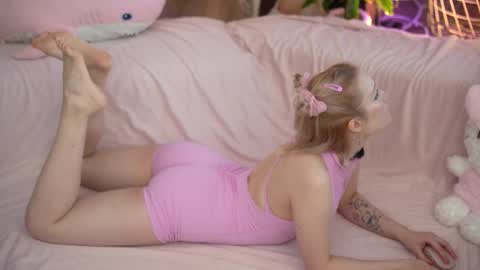 Rina  online show from 11.21.25