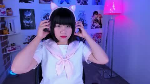 Snapshot of lila_jordan_ chatting on 10.25.25 Lila Jordan online show from 10.25.25