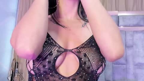 Snapshot of lila_noa chatting on 11.20.25 lila noa online show from 11.20.25