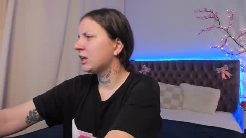 LilaVame online show from 11.10.25