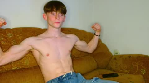 Snapshot of lilbearxxxx chatting on 11.14.25 lilbearxxxx online show from 11.14.25