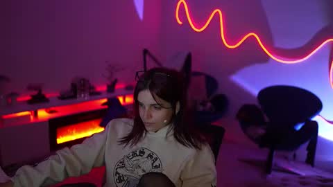 Rebecca online show from 03.04.26