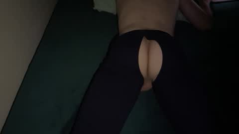 lilbenny05 online show from 03.23.26